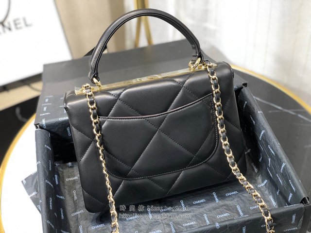 Chanel女包 92236 Chane1大方格三層包 香奈兒手腕包 手拎包 原廠小羊皮手提包 Chanel鏈條斜挎包  djc3795